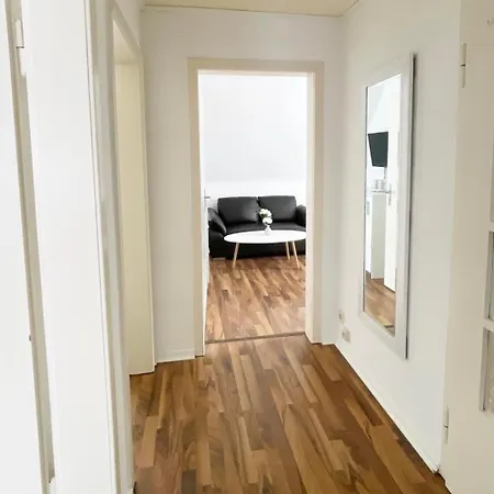 Апартаменты Fuer Monteure In *